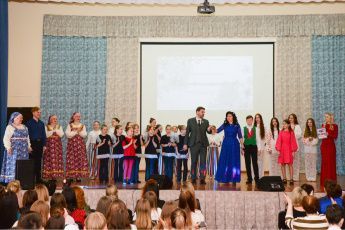 Концерт «Желаем быть прекраснее весны», посвященный Международному женскому Дню