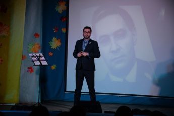 Познавательно-образовательный час «Мгновенье. Мгновенье. Мгновенье.», посвященный юбилейной дате со дня рождения М.Л. Таривердиева